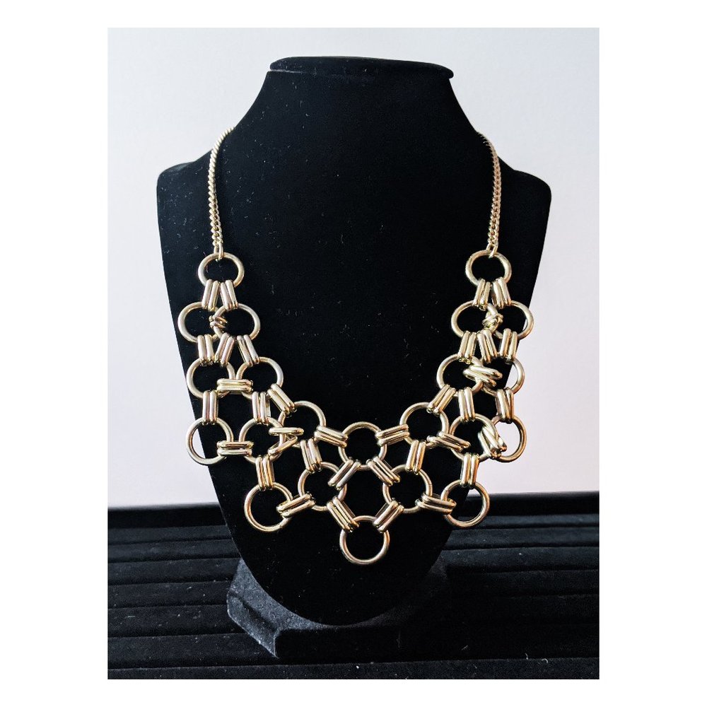 Gold Chain neckpeice